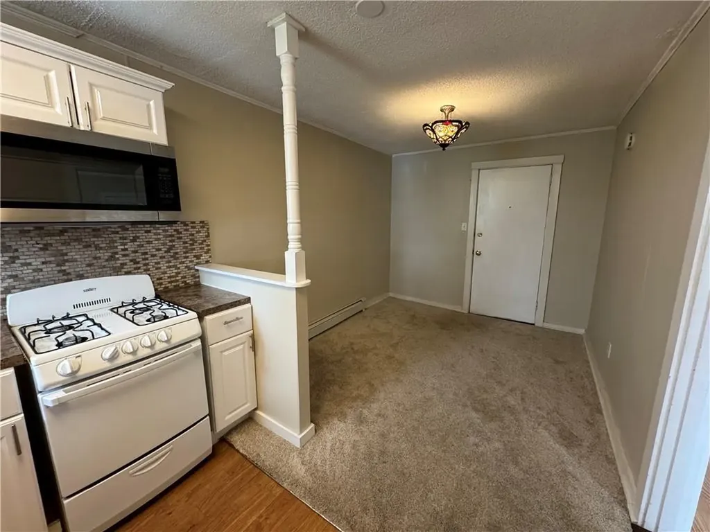 38 Freebody Street Newport RI 02840