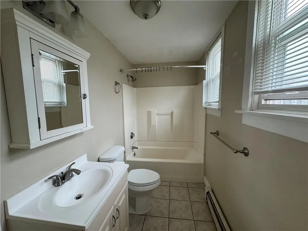 38 Freebody Street Newport RI 02840