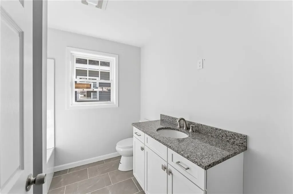 6 Teresa Ann Crossing West Warwick RI 02893