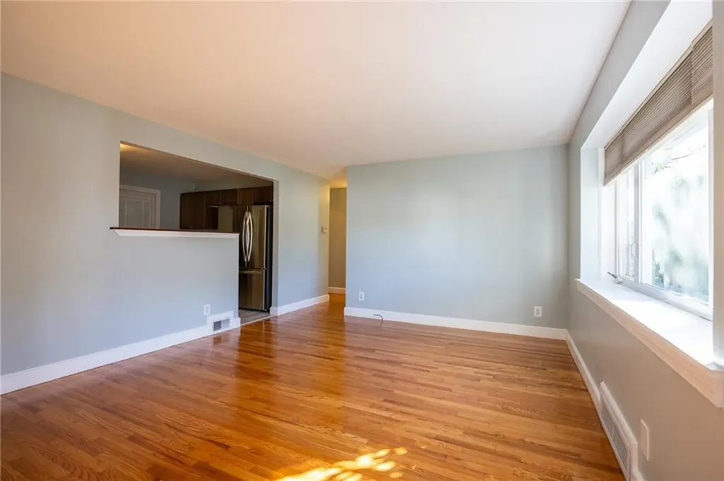 11 Salem Drive North Providence RI 02904