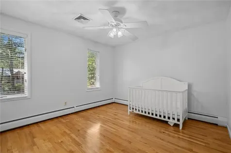 24 Greenwood Lane Lincoln RI 02865