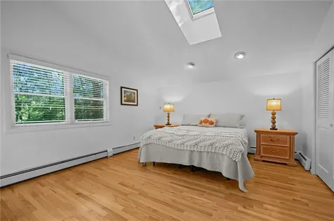 24 Greenwood Lane Lincoln RI 02865