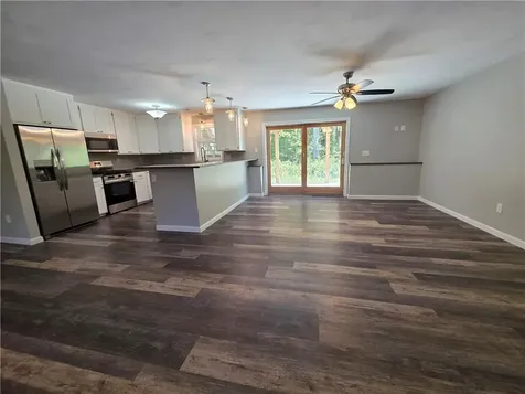 302 Chopmist Hill Road Glocester RI 02814