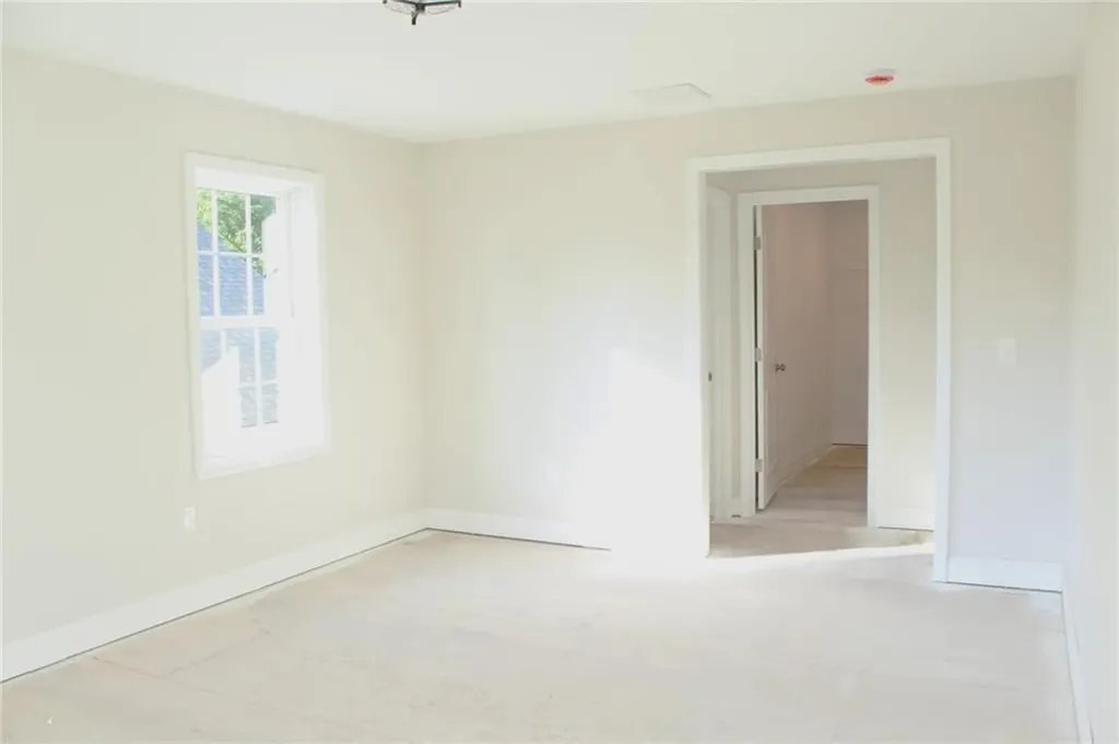 19 Piedmont Avenue Cranston RI 02910