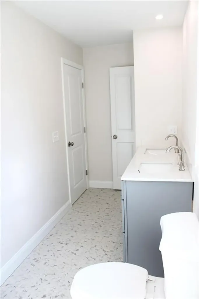 19 Piedmont Avenue Cranston RI 02910