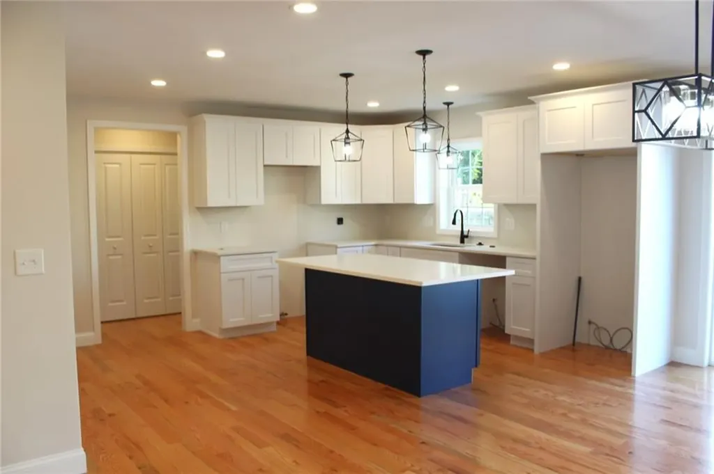 19 Piedmont Avenue Cranston RI 02910