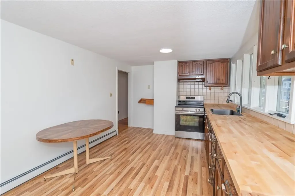 137 A Kingstown Road Narragansett RI 02882