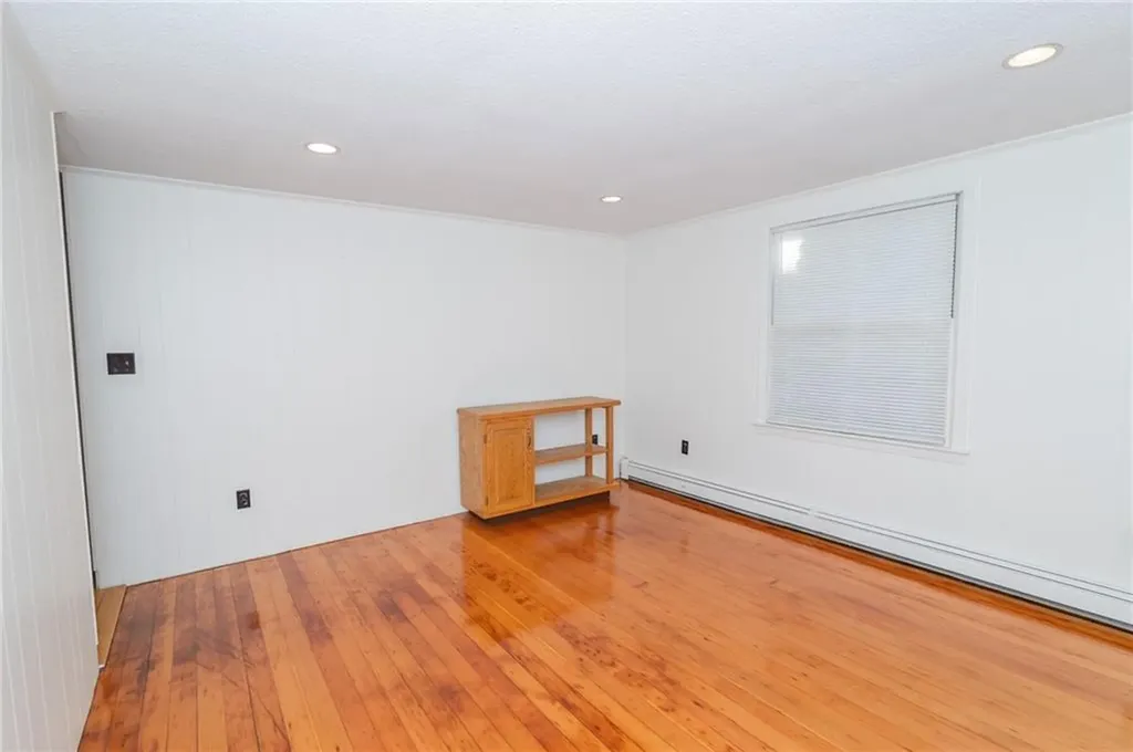 137 A Kingstown Road Narragansett RI 02882