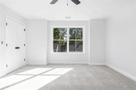 81 Pine Crest Drive East Providence RI 02915