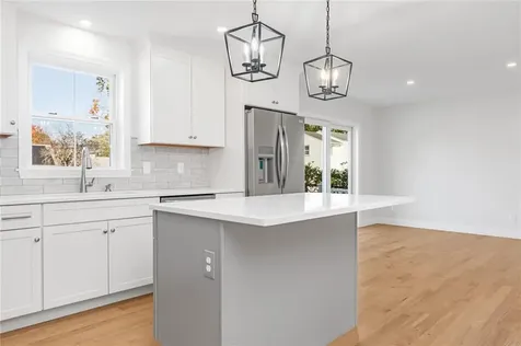 81 Pine Crest Drive East Providence RI 02915