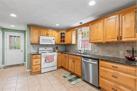 7 Maria Street Lincoln RI 02865