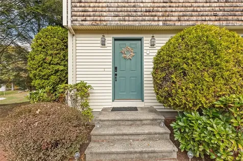 7 Maria Street Lincoln RI 02865