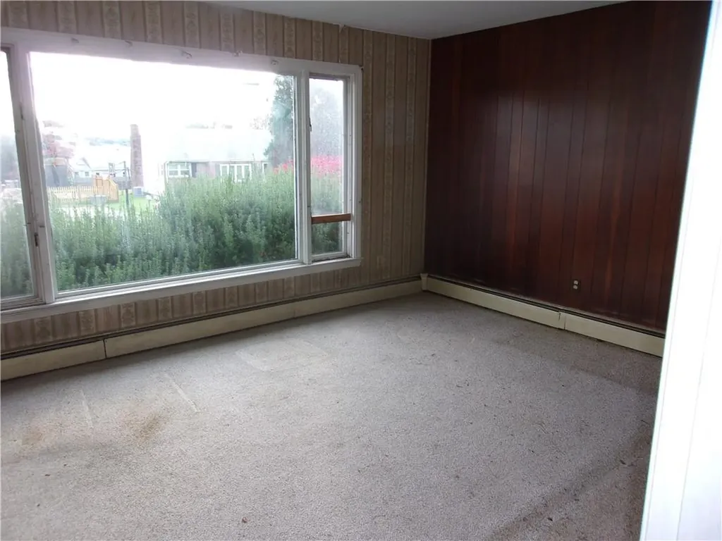 79 Alan Avenue Portsmouth RI 02871