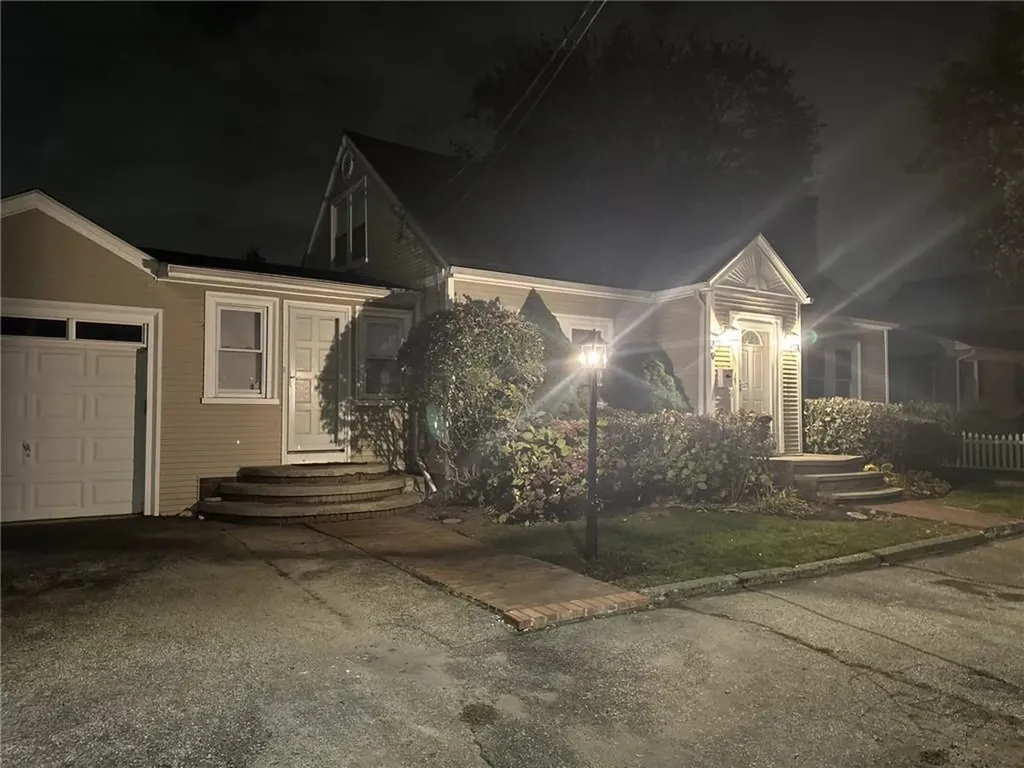 29 Zipporah Street North Providence RI 02911