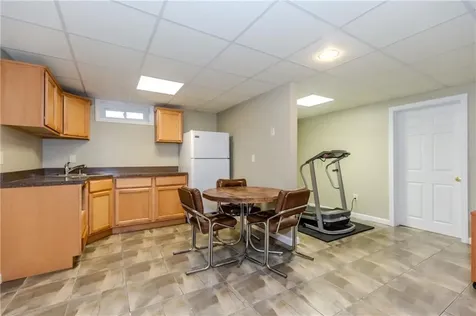 11 Raven Circle Cranston RI 02921