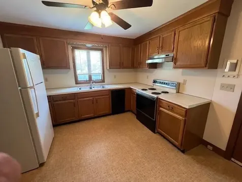 24 Garfield Avenue Bristol RI 02809