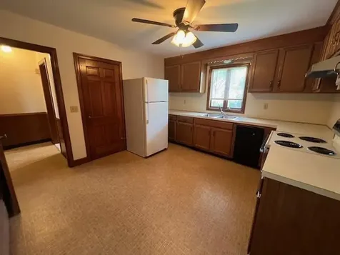 24 Garfield Avenue Bristol RI 02809