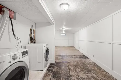 85 Sachem Road North Kingstown RI 02852