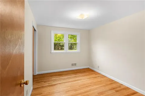 85 Sachem Road North Kingstown RI 02852