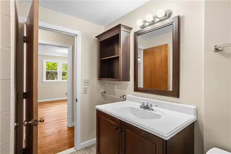 85 Sachem Road North Kingstown RI 02852