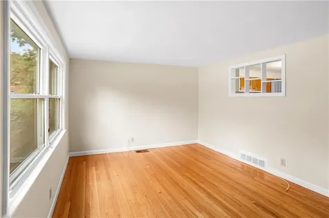 85 Sachem Road North Kingstown RI 02852