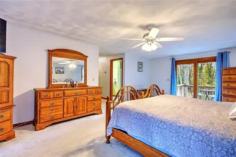 55 Whisper Lane North Kingstown RI 02852