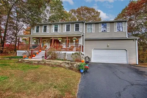 55 Whisper Lane North Kingstown RI 02852
