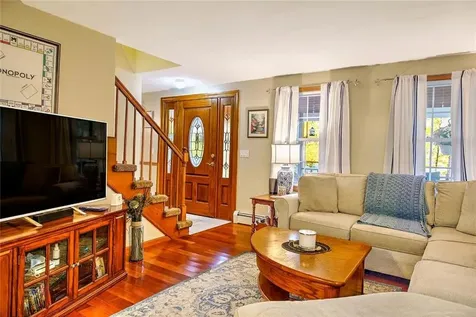 55 Whisper Lane North Kingstown RI 02852