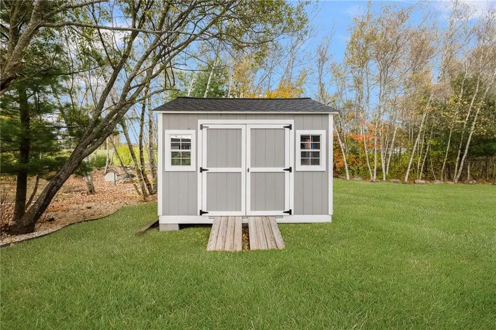 10 West Bluebird Lane Cranston RI 02921