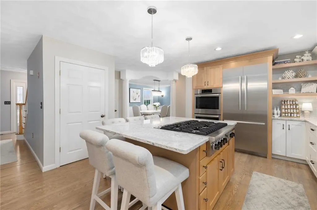 10 West Bluebird Lane Cranston RI 02921