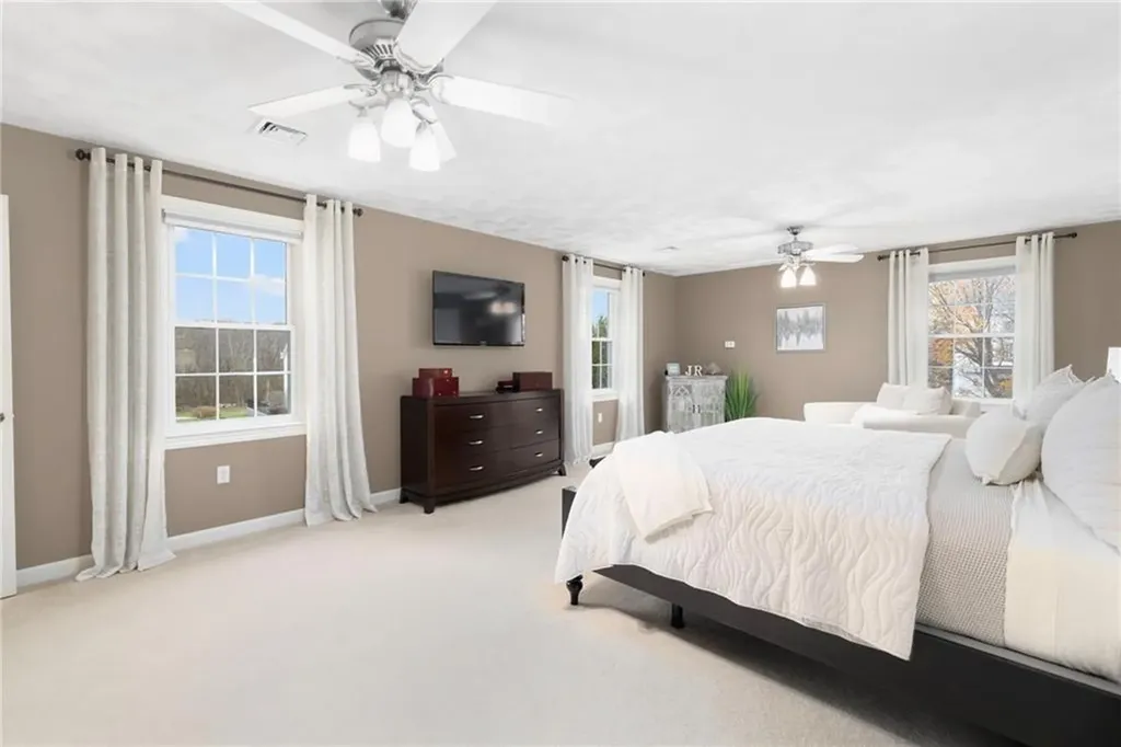 10 West Bluebird Lane Cranston RI 02921