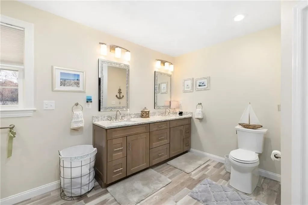 10 West Bluebird Lane Cranston RI 02921