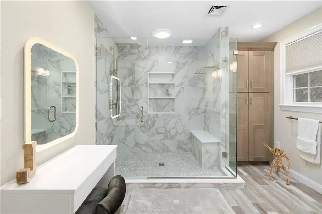 10 West Bluebird Lane Cranston RI 02921