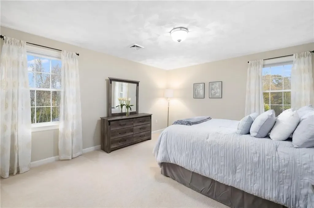 10 West Bluebird Lane Cranston RI 02921