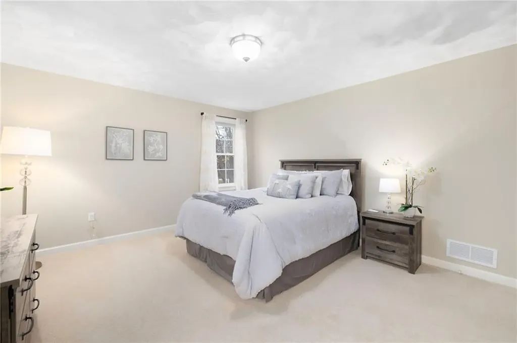 10 West Bluebird Lane Cranston RI 02921