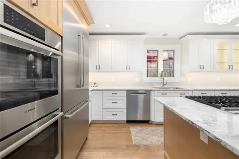 10 West Bluebird Lane Cranston RI 02921