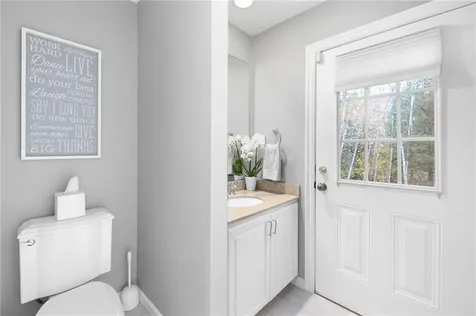 10 West Bluebird Lane Cranston RI 02921