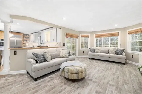 10 West Bluebird Lane Cranston RI 02921