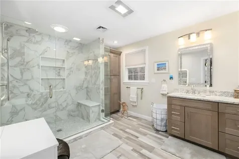 10 West Bluebird Lane Cranston RI 02921