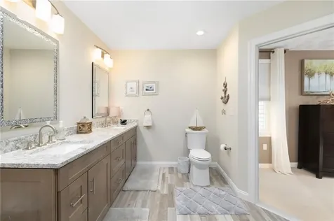 10 West Bluebird Lane Cranston RI 02921