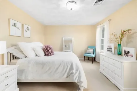 10 West Bluebird Lane Cranston RI 02921