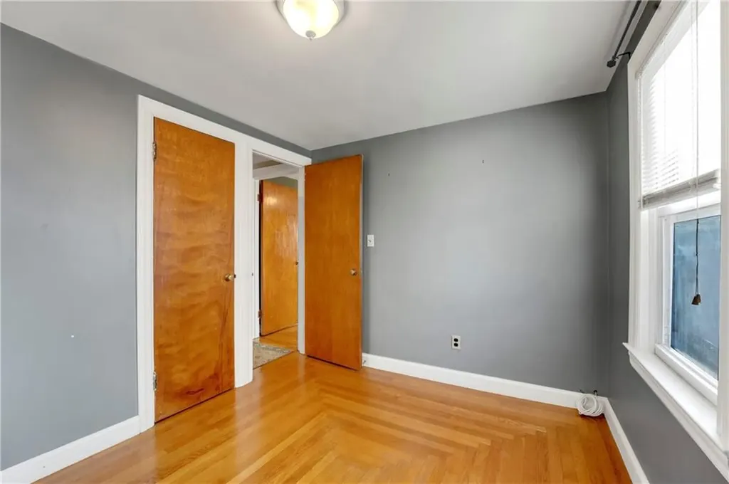 10 12 Maplewood Drive Pawtucket RI 02861