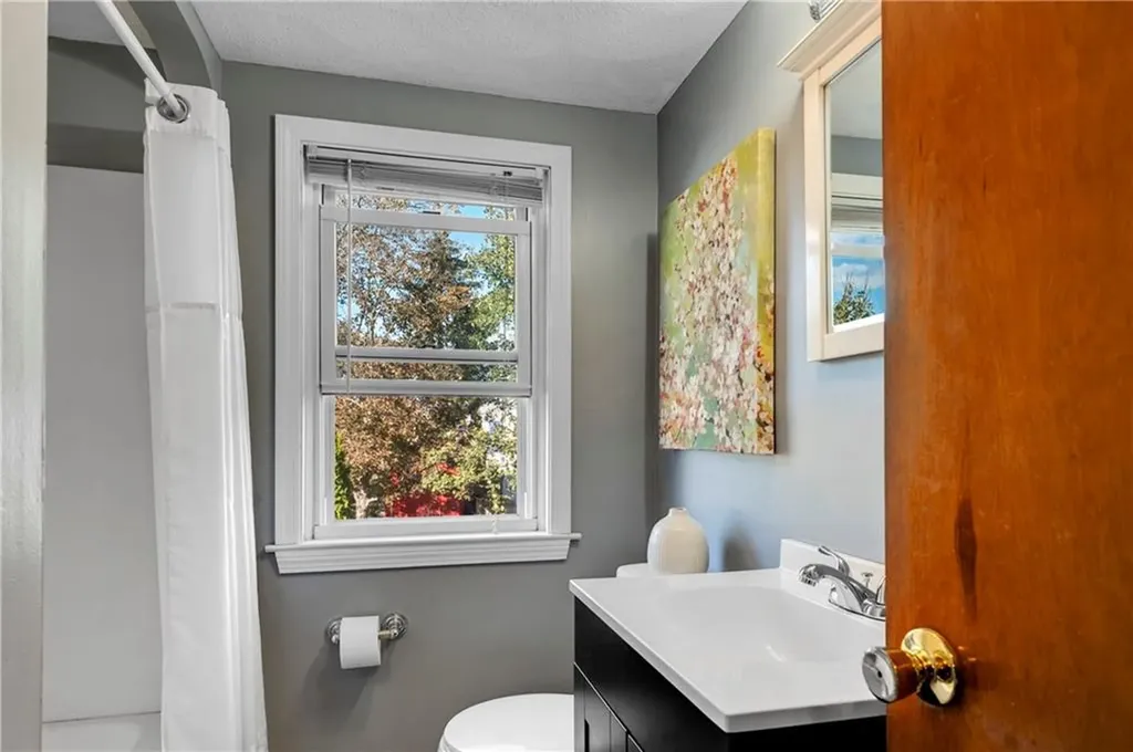 10 12 Maplewood Drive Pawtucket RI 02861