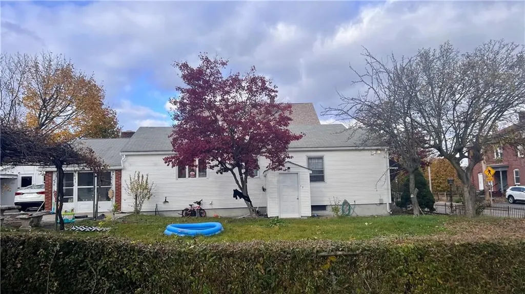 129 Glenbridge Avenue Providence RI 02909