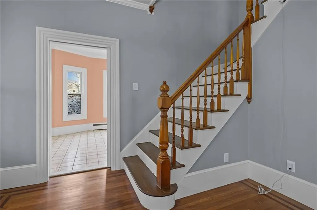 20 Dewey Street Providence RI 02909