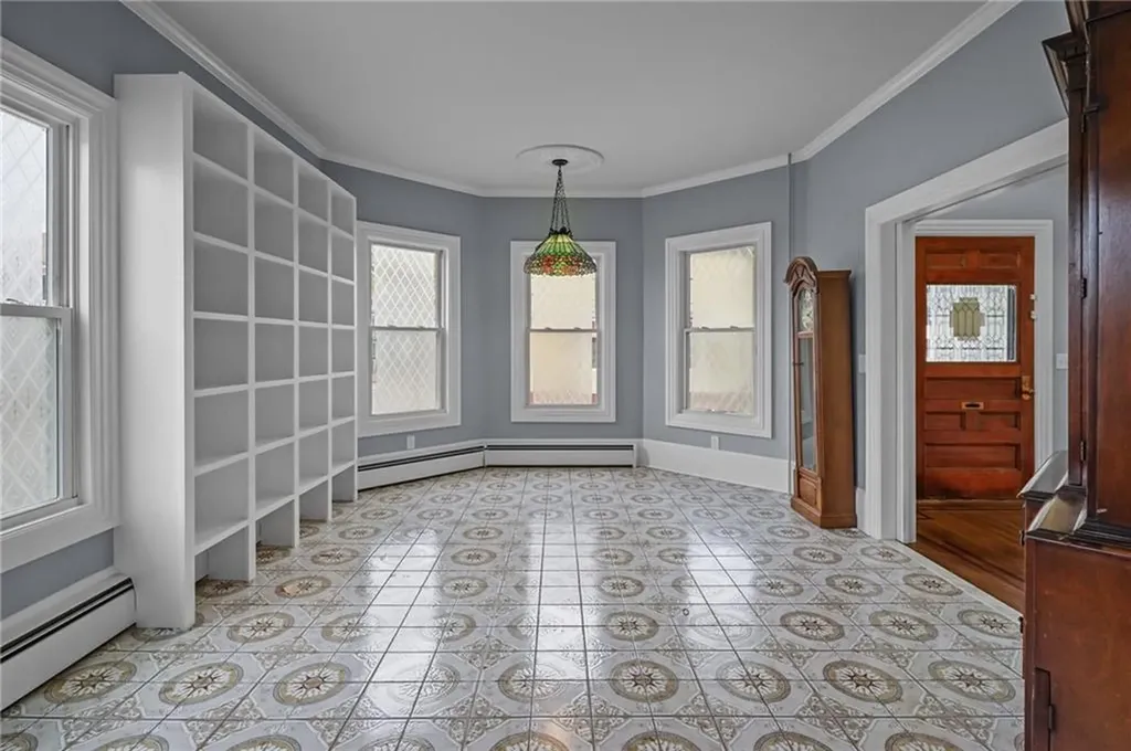 20 Dewey Street Providence RI 02909