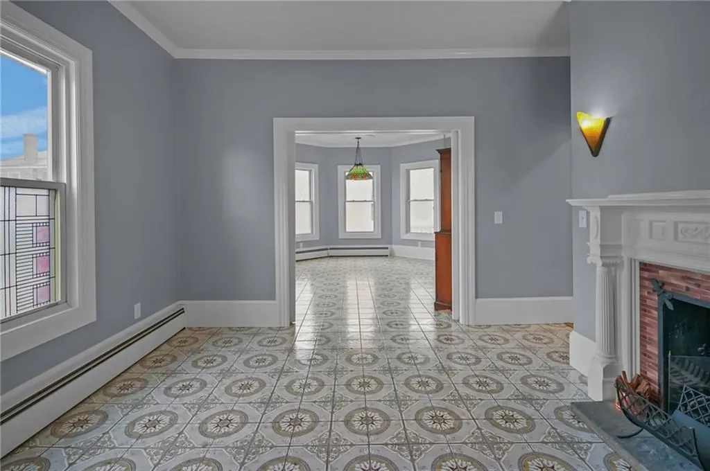 20 Dewey Street Providence RI 02909