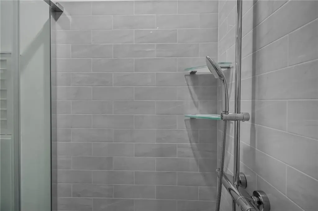 20 Dewey Street Providence RI 02909