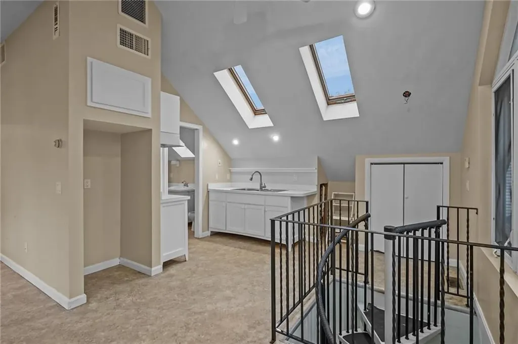 20 Dewey Street Providence RI 02909