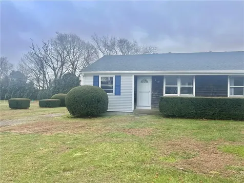 19 Ethel Drive Portsmouth RI 02871